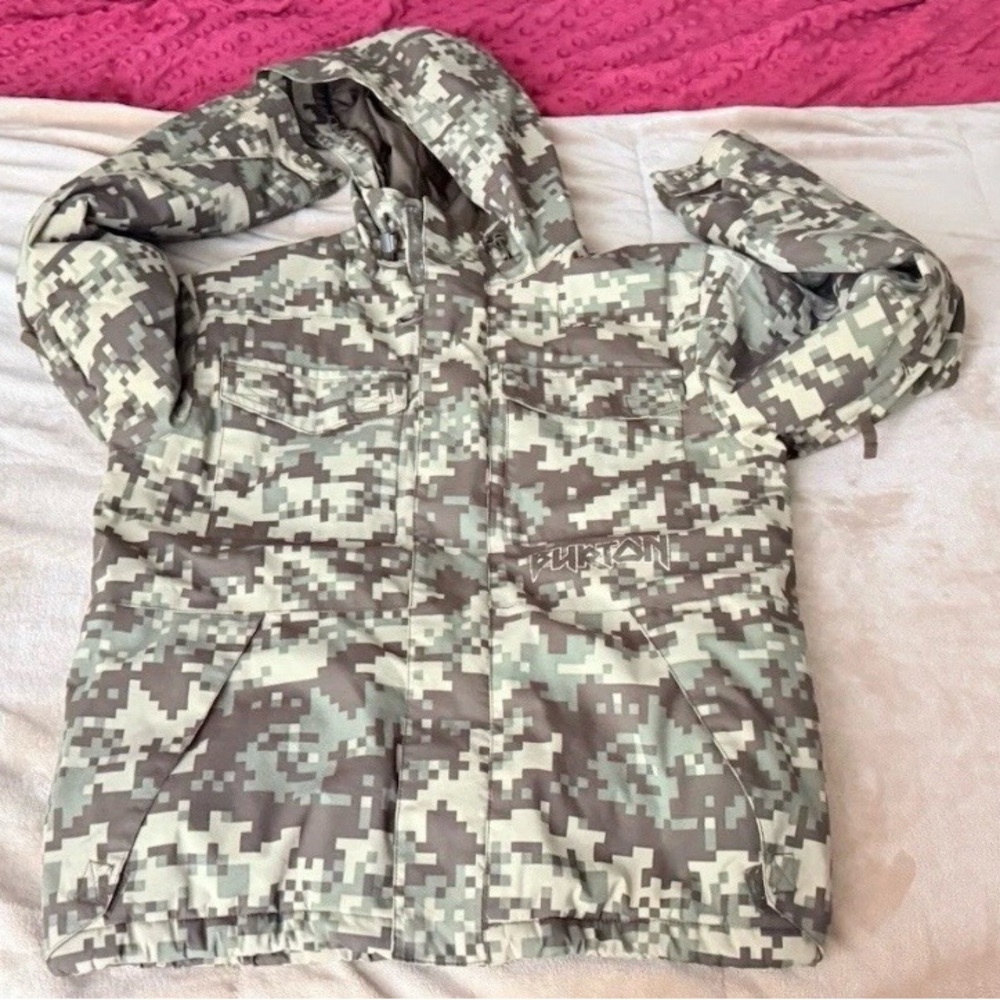 Rare Vintage Burton Military Camo Boys Large Ski Jacket